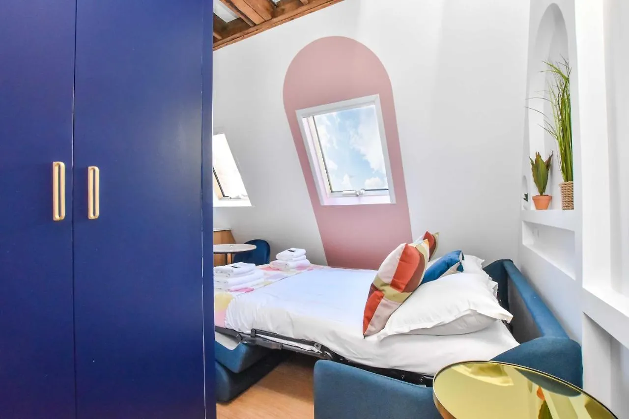 Appartement Newly Renovated Studio Under The Parisian Roofs - Arc De Triomphe