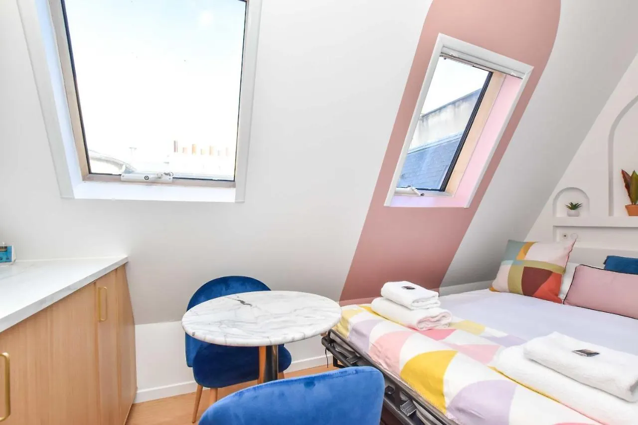 Newly Renovated Studio Under The Parisian Roofs - Arc De Triomphe Appartement *